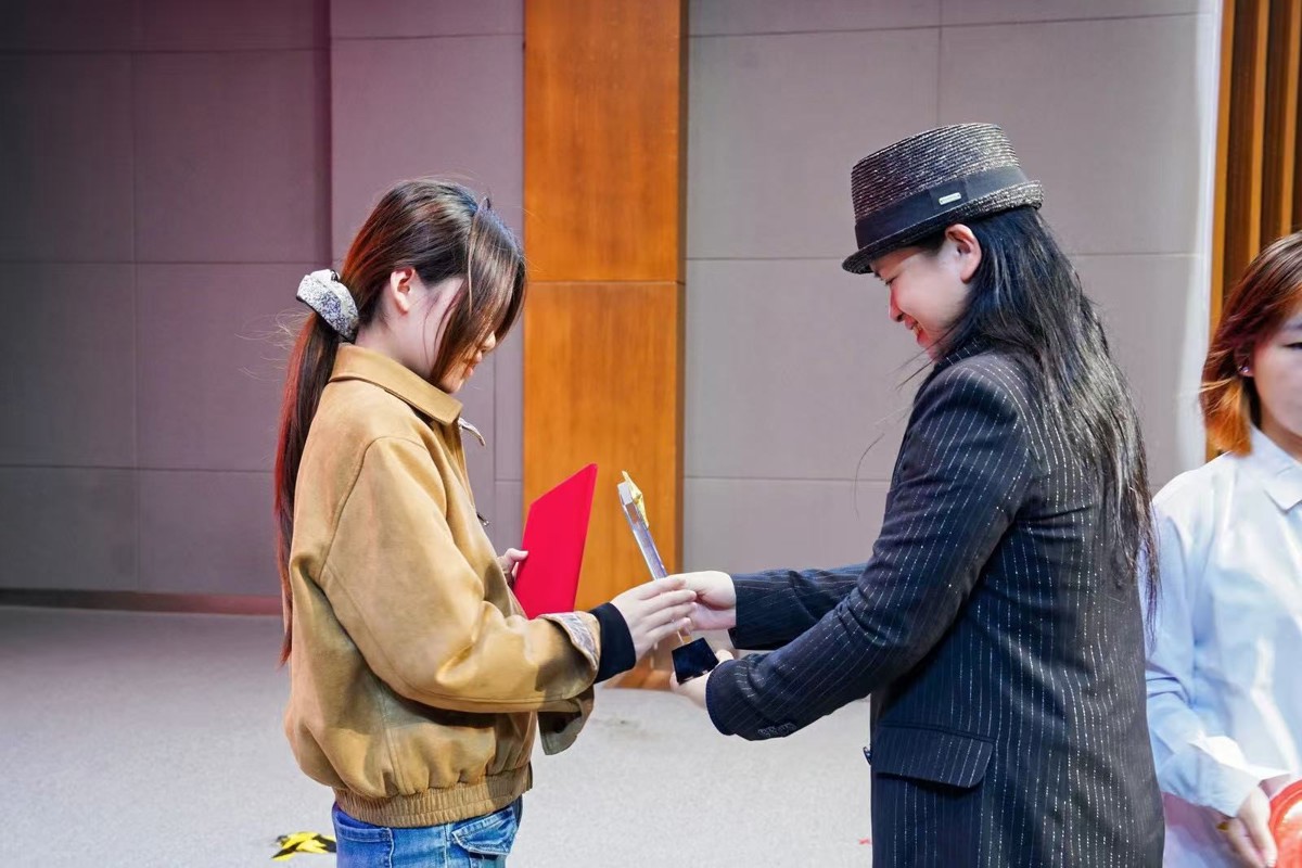 89615ad332134439b2a857e0a15cd7ac.jpg 89615ad332134439b2a857e0a15cd7ac.jpg