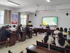 美术学院召开暑期留校学生慰问暨安全教育座谈会