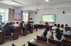 美术学院召开暑期留校学生慰问暨安全教育座谈会